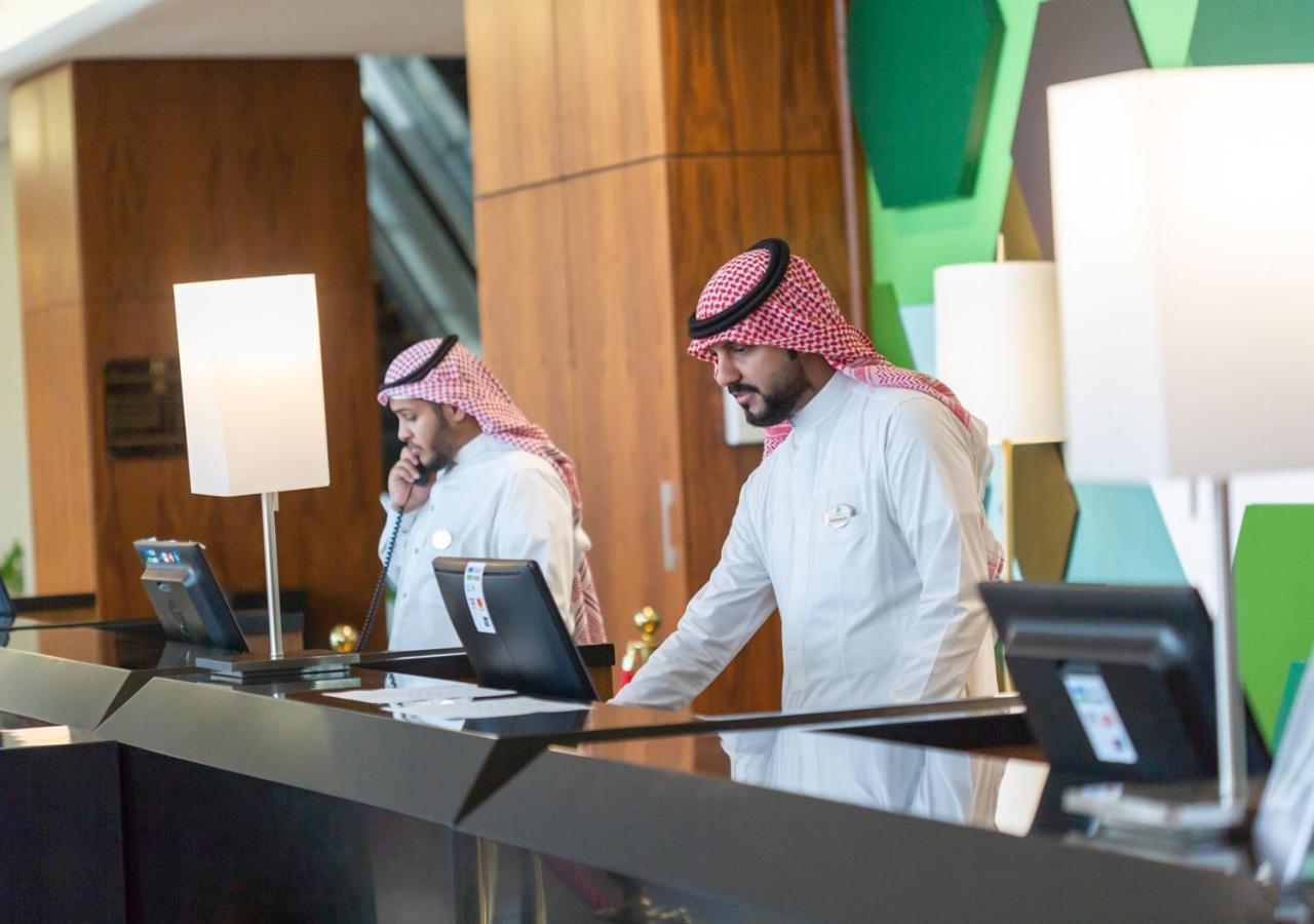 Holiday Suites Al Azizia Mecca ภายนอก รูปภาพ Reception