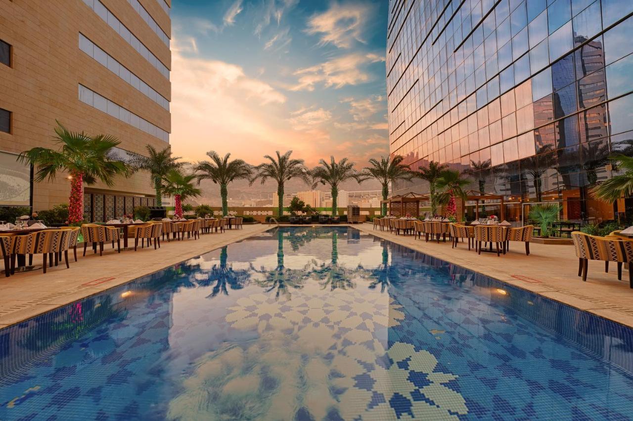 Holiday Suites Al Azizia Mecca ภายนอก รูปภาพ The pool at Jumeirah Jumeirah